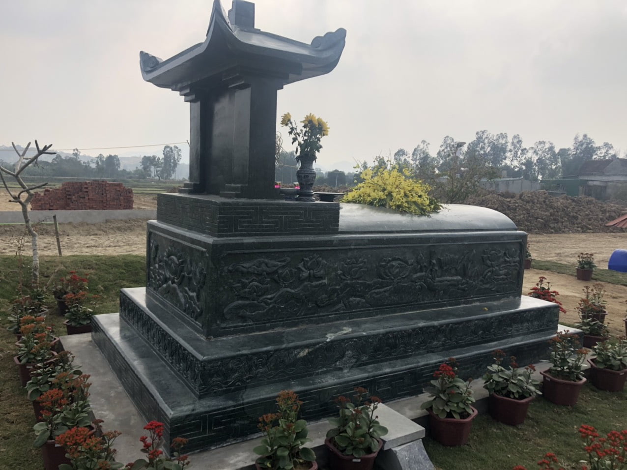 Báo giá mẫu mộ đá một mái đẹp, ý nghĩa