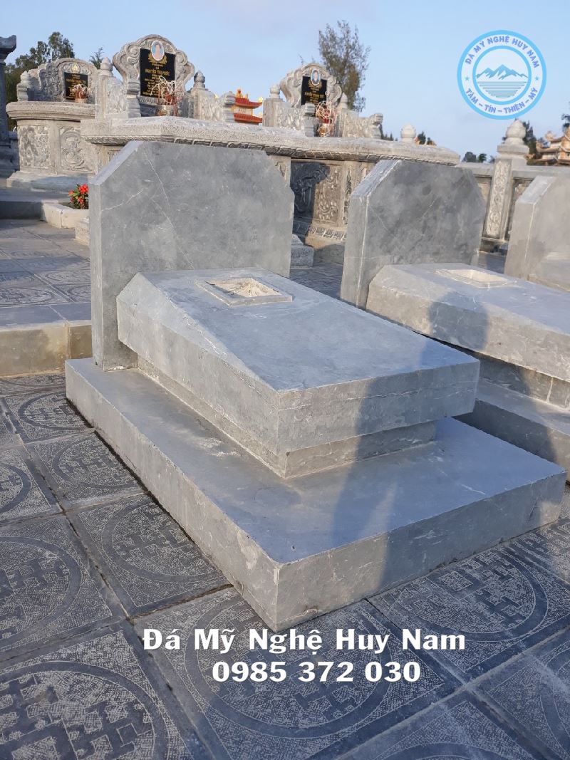 Tổng hợp 09 mẫu MỘ ĐÁ ĐƠN GIẢN đẹp, MỘ ĐÁ HIỆN ĐẠI được khách hàng ưa chuộng nhất 4 Mộ đá đẹp kiểu mới