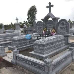 Mộ đá công giáo MĐ-013