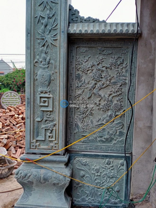 Điểm danh 1 số hạng mục đá quan trọng trong xây dựng nhà thờ họ 12 Mặt cột đồng trụ nhà thờ họ chạm hoa văn lộc bình Trúc