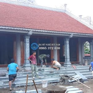 Lắp cột hiên đá nhà thờ tại Hưng yên