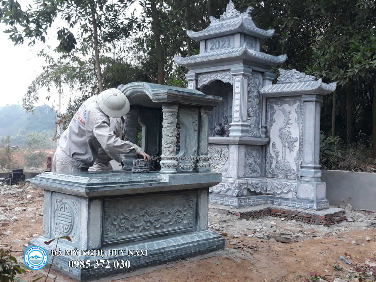 Công trình lắp đặt Lăng mộ đá ĐẸP tại Chu Hóa - Việt Trì - Phú Thọ 1 Lăng mộ đá - lăng cánh đá hai đao đế chân quỳ, mộ đá một mái vòm đá xanh rêu