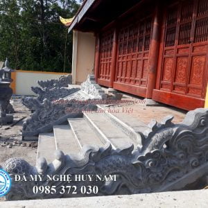 Địa chỉ làm rồng đá đẹp bịt bậc thềm đá cho nhà thờ họ, rồng thật bằng đá, rồng mây đá