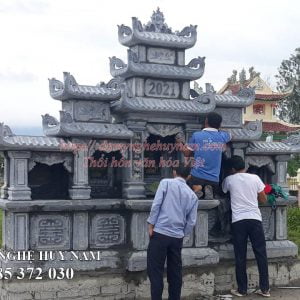 Hoàn thành lắp đặt khu lăng mộ đá đẹp cho họ Hồ - Chi 1 tại Hoàng Mai, Nghệ An 3 lắp đặt lăng cánh mộ đá đẹp tại Nghệ An