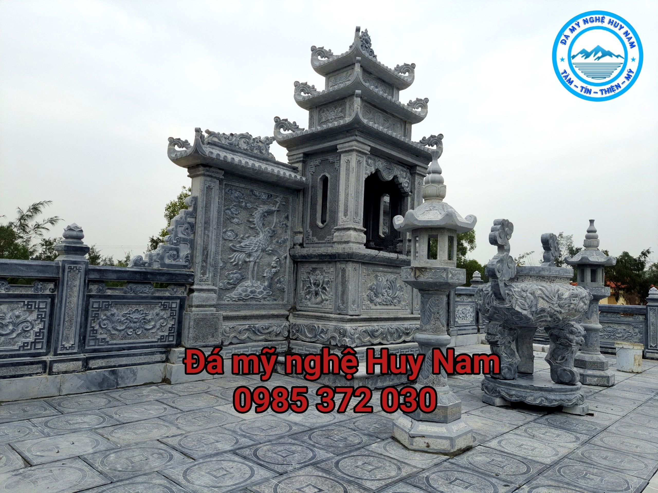 lăng mộ đá 3 mái