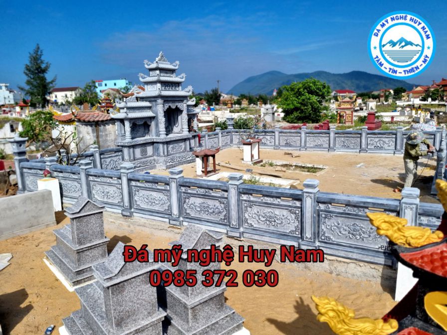 Công trình lắp đặt khu lăng mộ đá gia đình anh Nguyễn Tiến Lực tại xã Cẩm Nhượng - Cẩm Xuyên - Hà Tĩnh tháng 5/2022 11 khu lang mo da gia dinh anh Nguyen Luc 10
