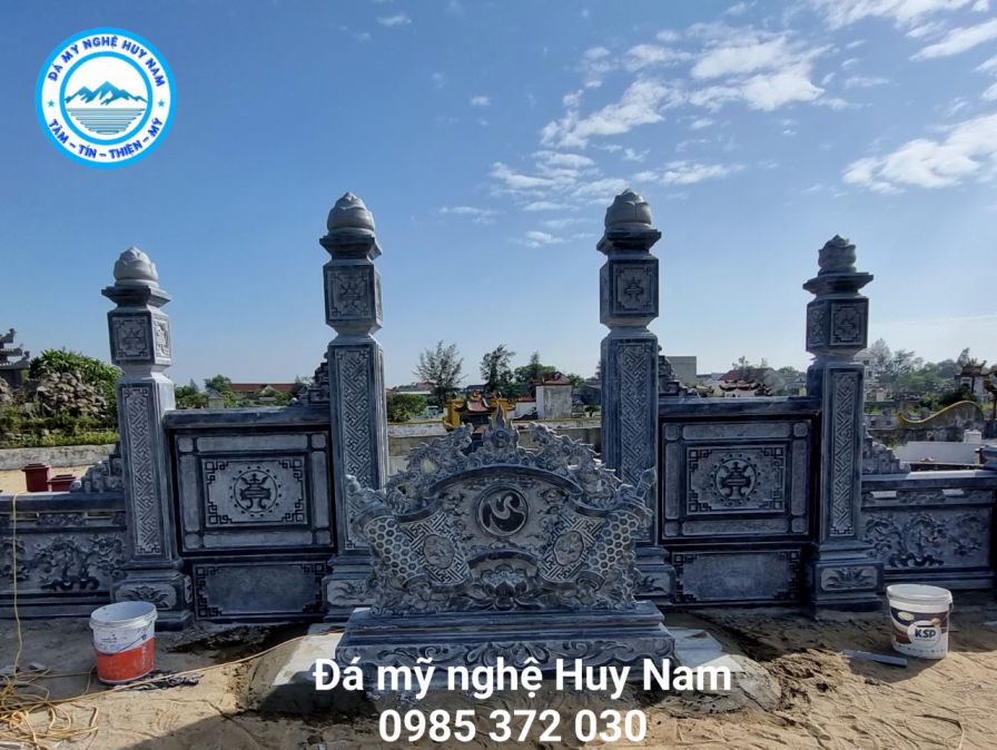 Công trình lắp đặt khu lăng mộ đá gia đình anh Nguyễn Tiến Lực tại xã Cẩm Nhượng - Cẩm Xuyên - Hà Tĩnh tháng 5/2022 5 khu lang mo da gia dinh anh Nguyen Luc 14