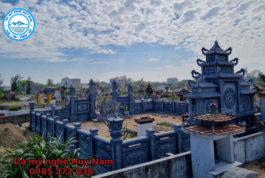 Công trình lắp đặt khu lăng mộ đá gia đình anh Nguyễn Tiến Lực tại xã Cẩm Nhượng - Cẩm Xuyên - Hà Tĩnh tháng 5/2022 2 khu lang mo da gia dinh anh Nguyen Luc 15