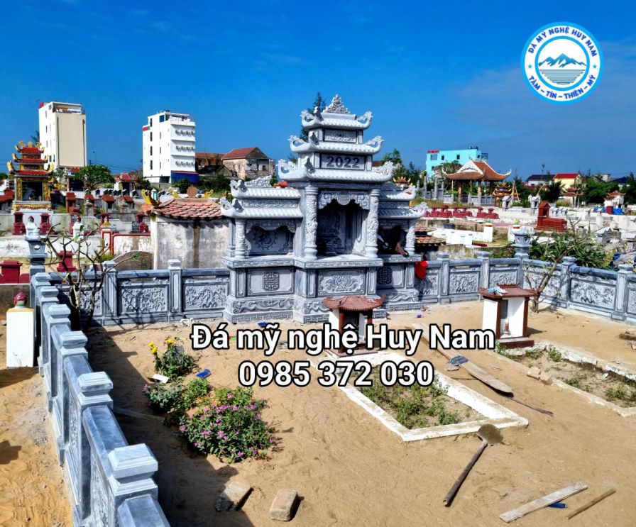 Công trình lắp đặt khu lăng mộ đá gia đình anh Nguyễn Tiến Lực tại xã Cẩm Nhượng - Cẩm Xuyên - Hà Tĩnh tháng 5/2022 12 khu lang mo da gia dinh anh Nguyen Luc 17