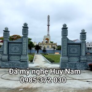 Cổng đá khu mộ đá mẹ Tơm tại xã Đa Lộc-Hậu Lộc-Thanh Hóa 2022 Cổng đá khu mộ đá mẹ Tơm tại xã Đa Lộc-Hậu Lộc-Thanh Hóa 2022