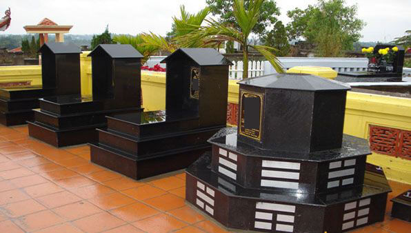 Những mẫu mộ ốp đá Granite đẹp 2023