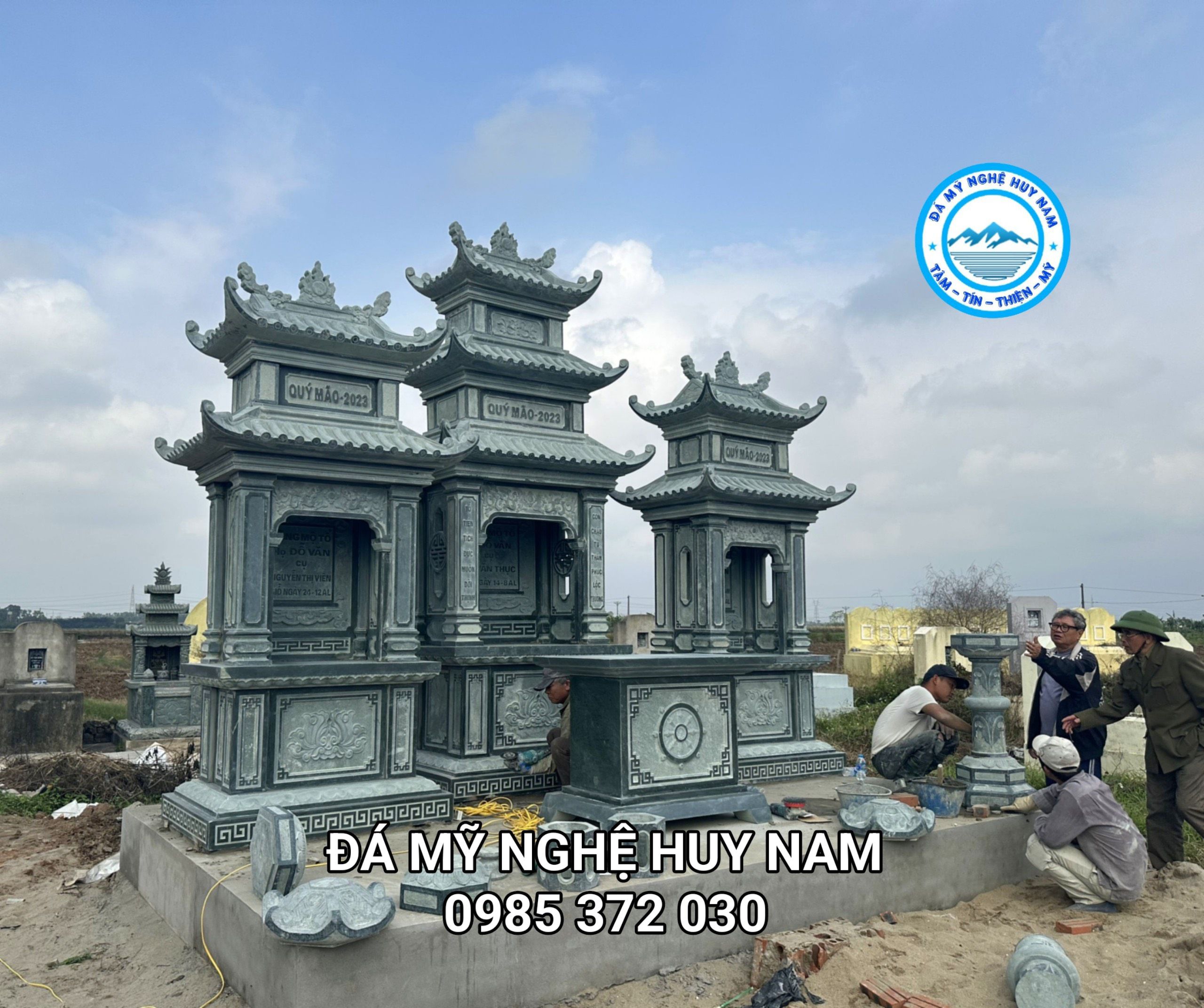 Lăng mộ đá, giá bao nhiêu là hợp lý để trọn vẹn một chữ “Hiếu”? 3 z5178304744126 5fe53a920a995c5d871695394dcbb7d1da my nghe huy nam