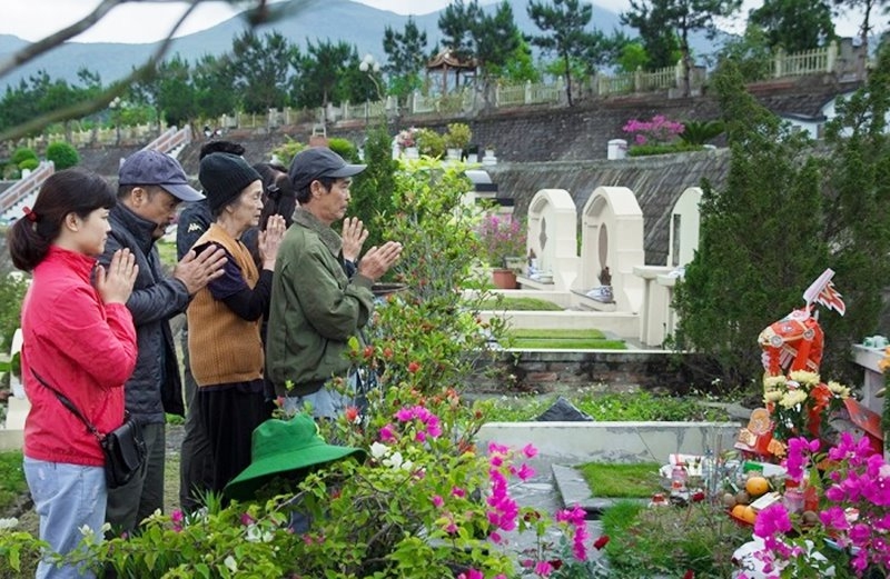 Ý nghĩa của văn khấn thần linh ngoài mộ