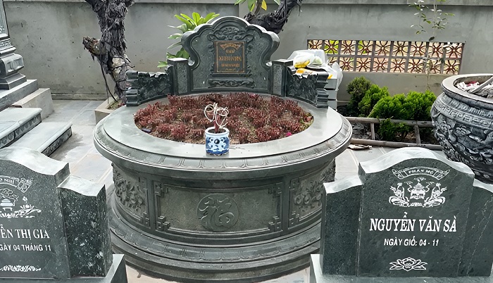 Khám Phá Ý Nghĩa Mộ Đá Tròn Trong Phong Thủy, Tâm Linh Và Hình Tượng 1 Khám Phá Các Ý Nghĩa Mộ Đá Tròn